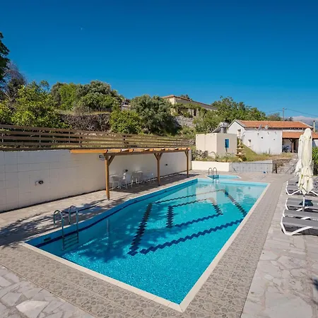 فيلة Halases Panorama Pvt Pool Alikampos